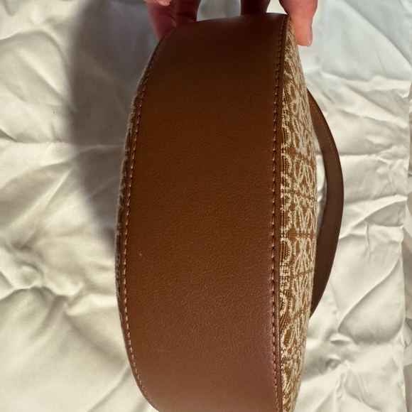 Loewe Luna Bag in Anagram & Leather Small - Picture 14 of 16